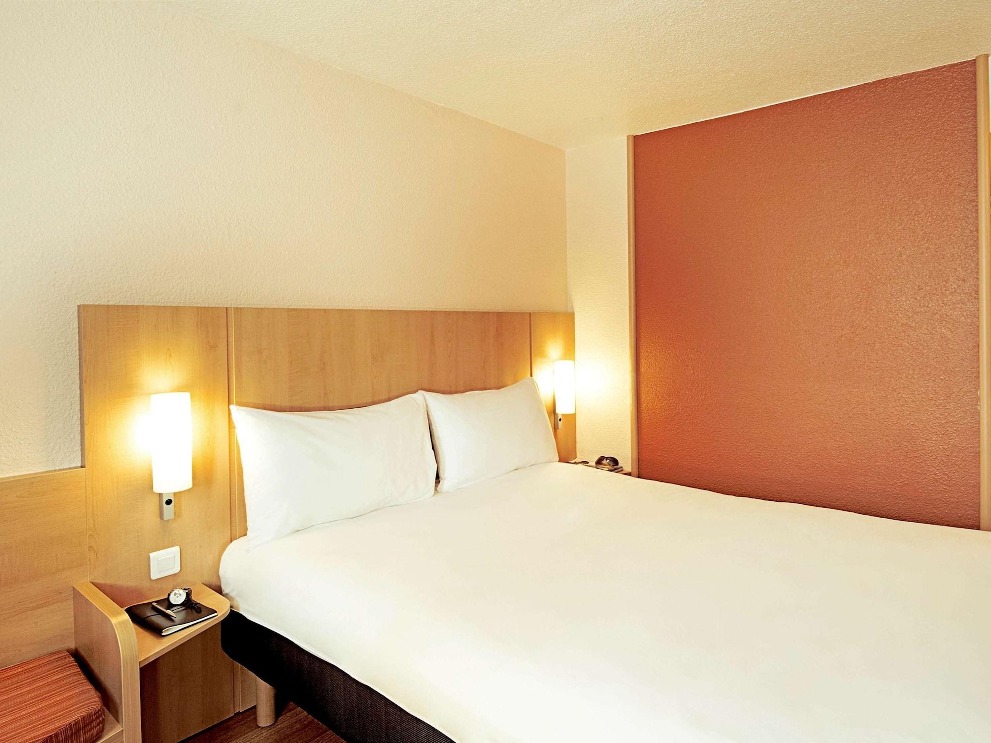 Ibis Paris Porte De Bagnolet Exterior foto