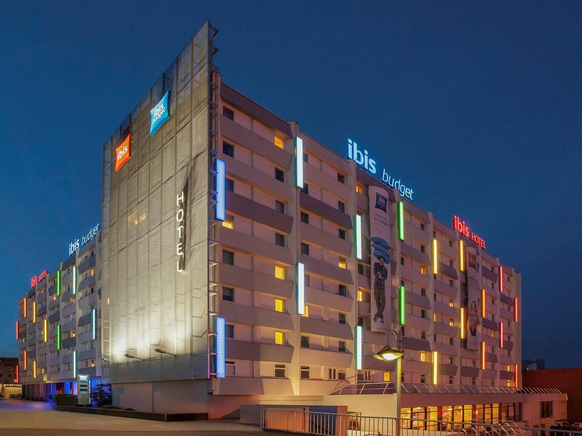 Ibis Paris Porte De Bagnolet Exterior foto